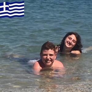 Meet your Posher, Toula